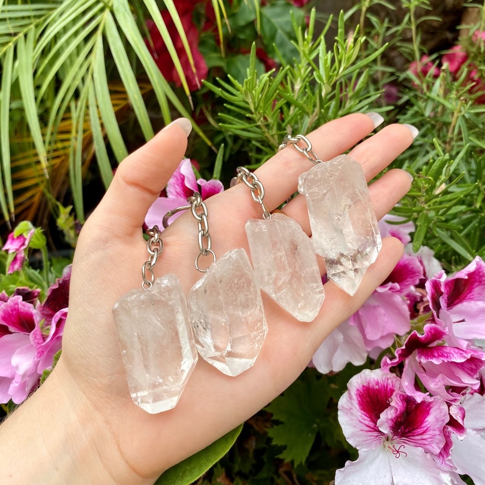 Brazilian Quartz Crystal Key Chain - Picture 5 of 6